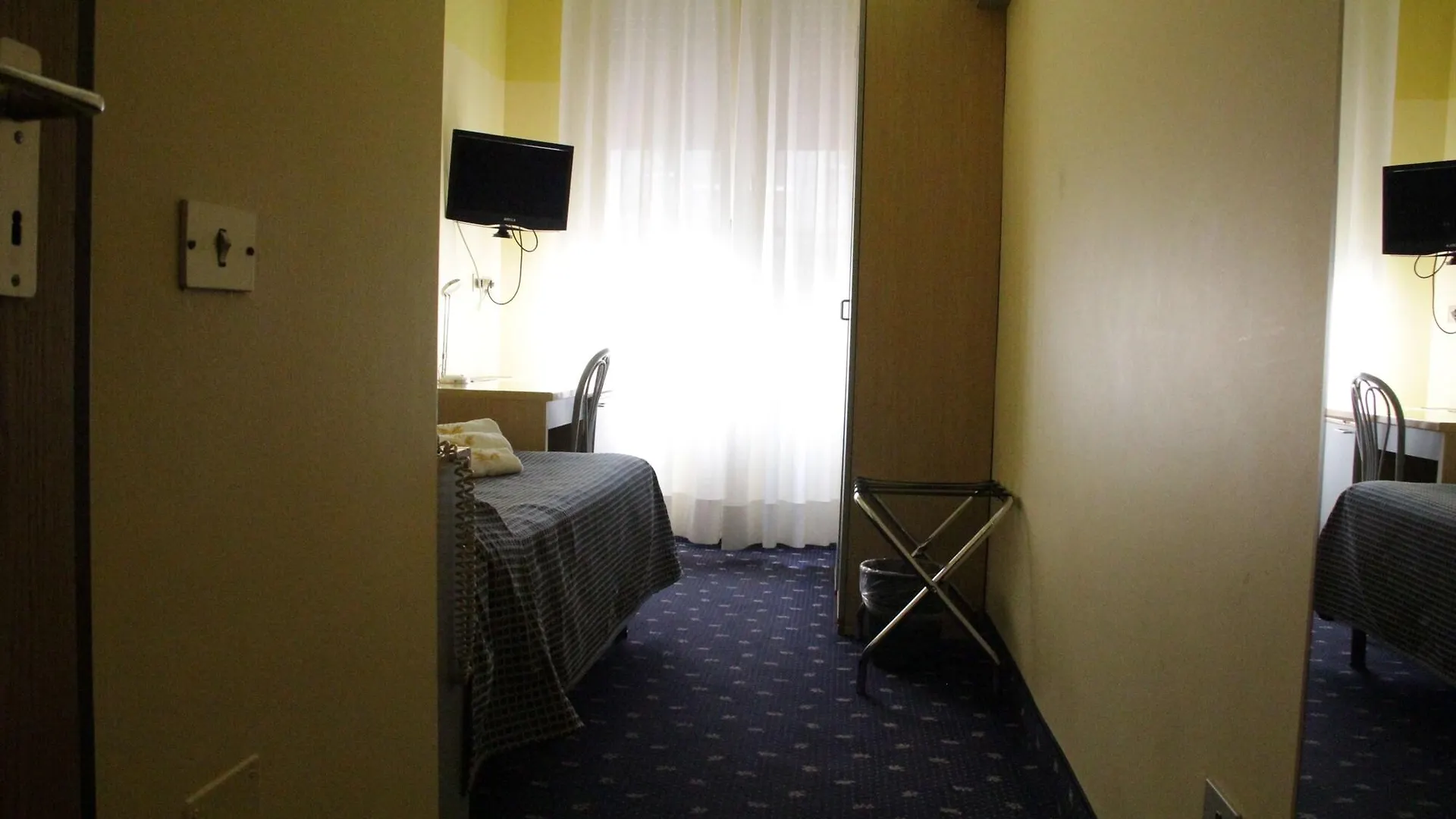 ***  Hotel Lugano Milán Italia