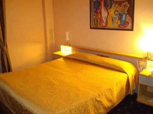 ***  Hotel Lugano Milán Italia