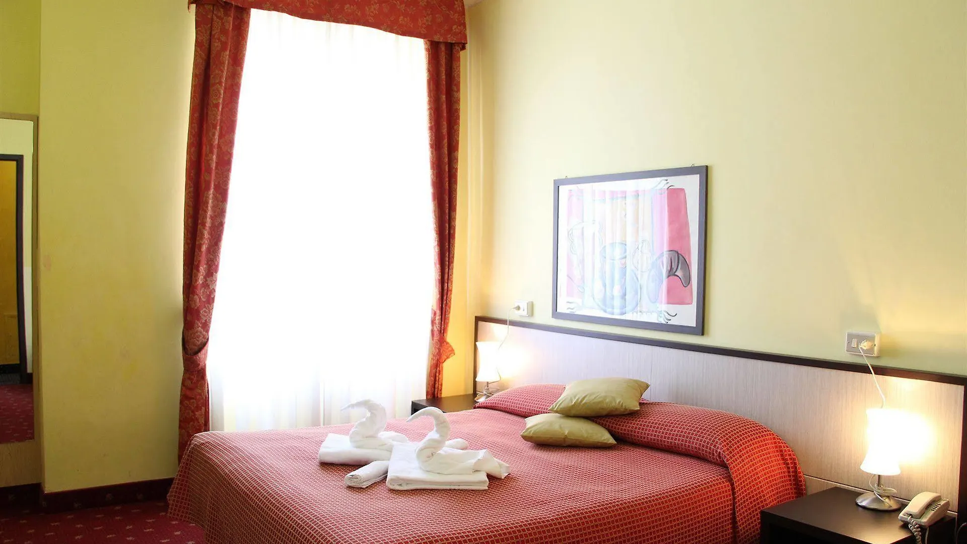 Hotel Lugano Milán 3*,
