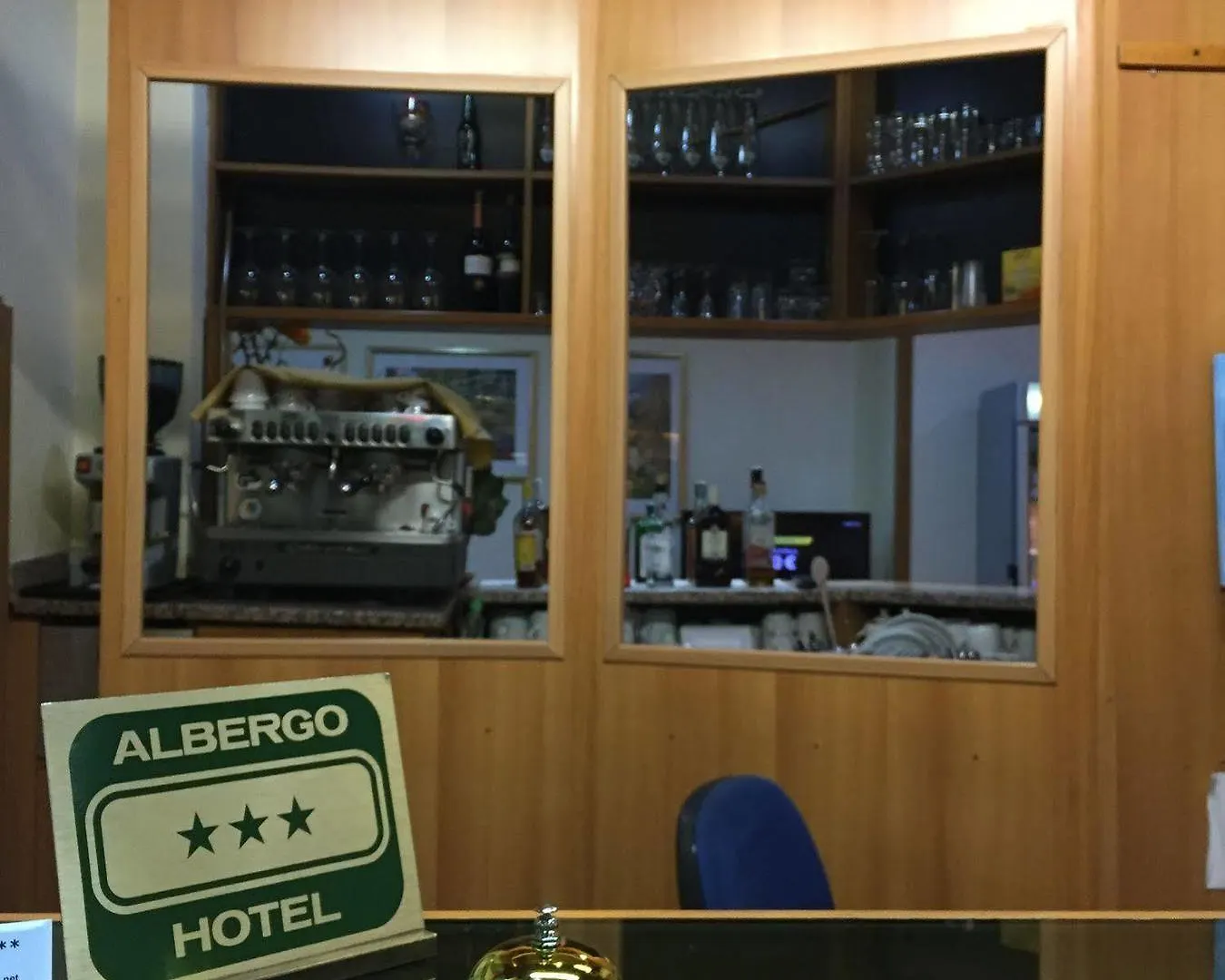 Hotel Lugano Milán 3*,